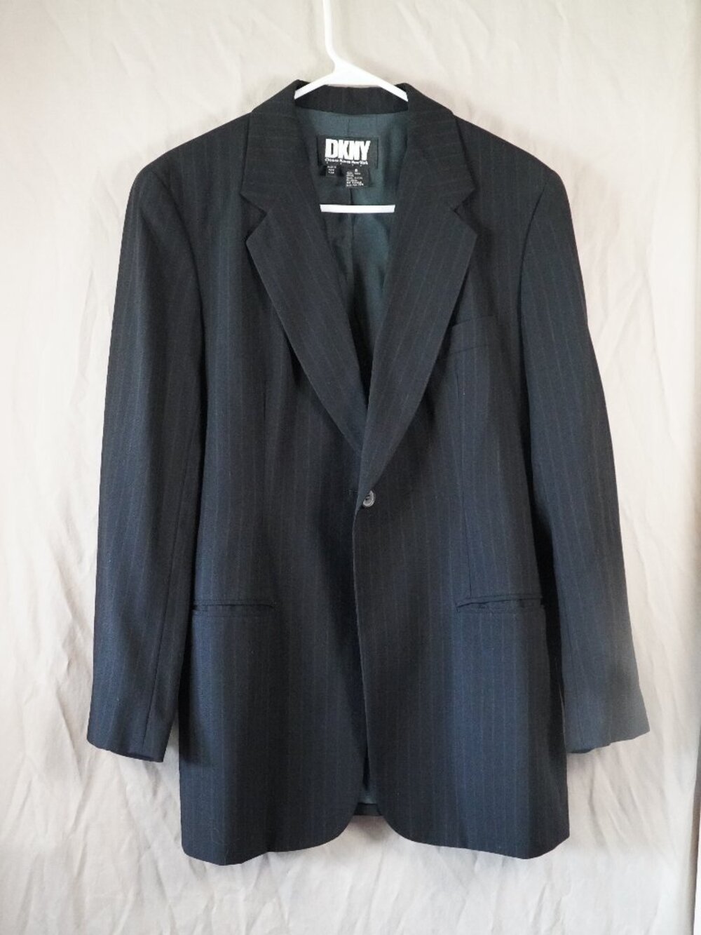 Vintage DKNY black wool blazer